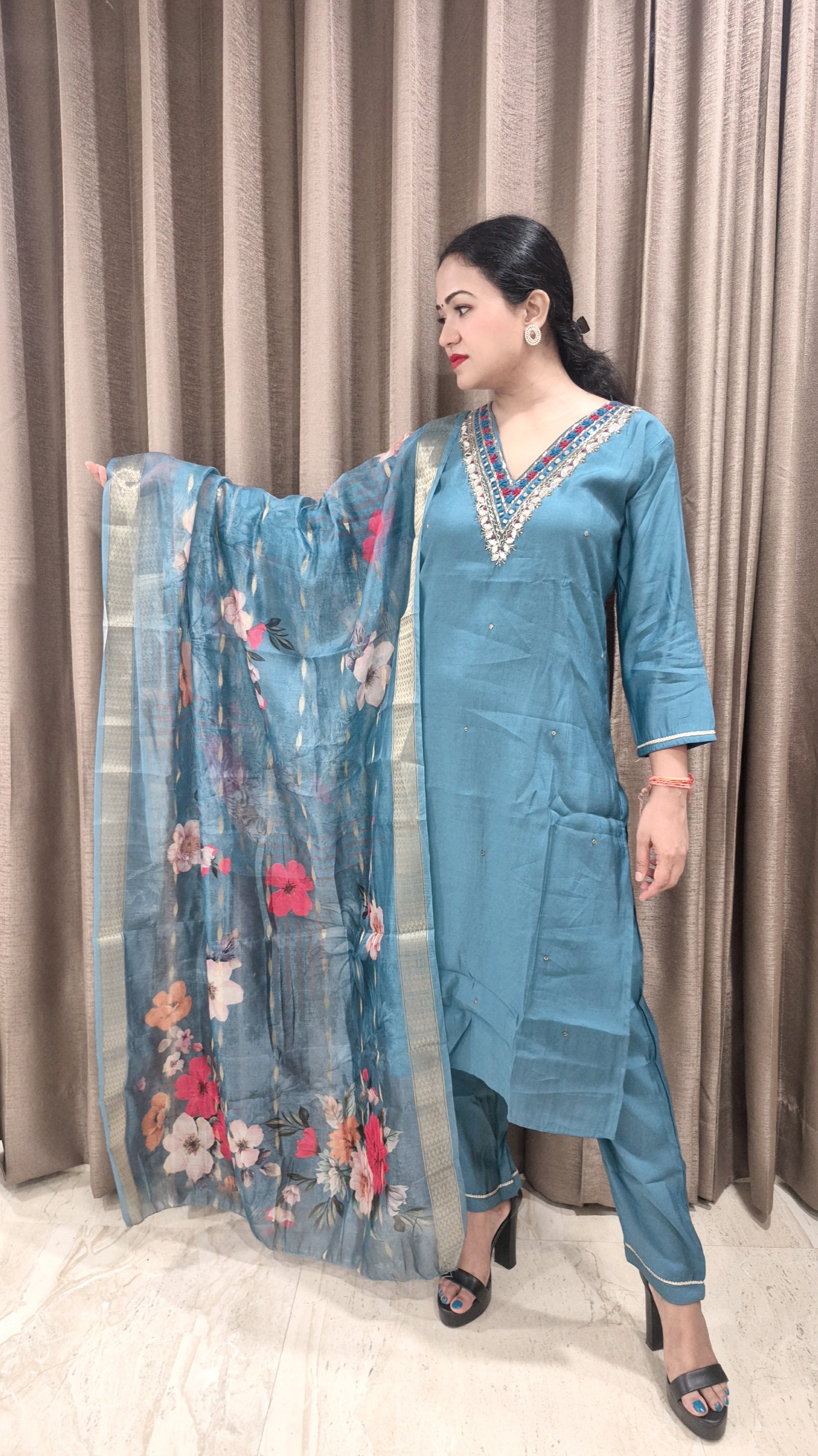 Women Floral Yoke Design Regular Sequinned Kurta with Trousers Dupatta