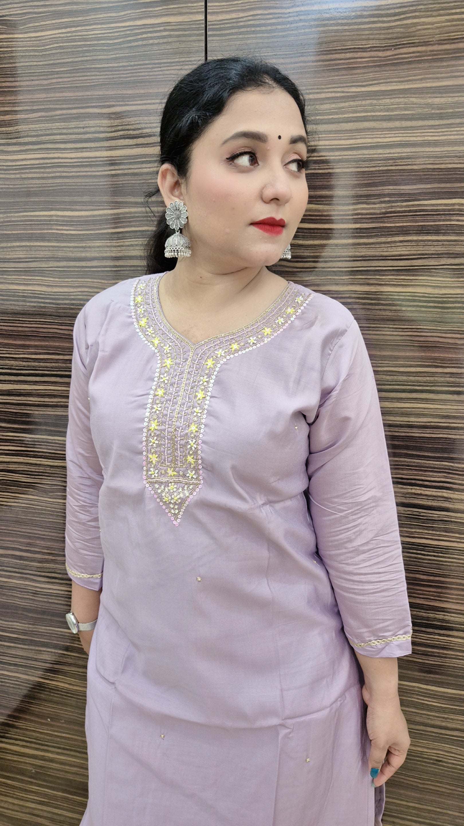 Women Floral Embroidered Regular Kurta with Trouser & With Dupatta