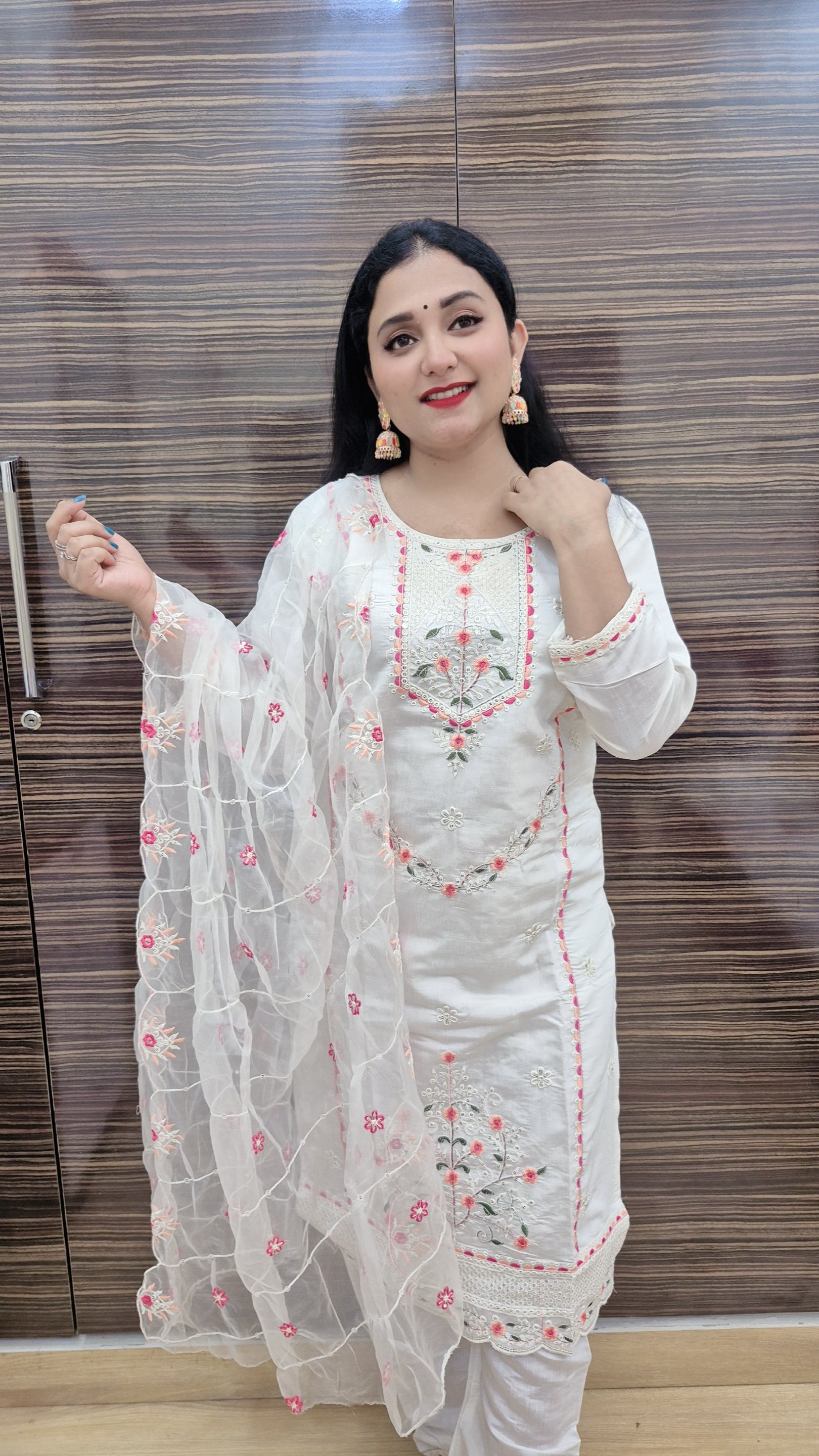 Women Floral Embroidered Regular Kurta with Trouser & With Dupatta