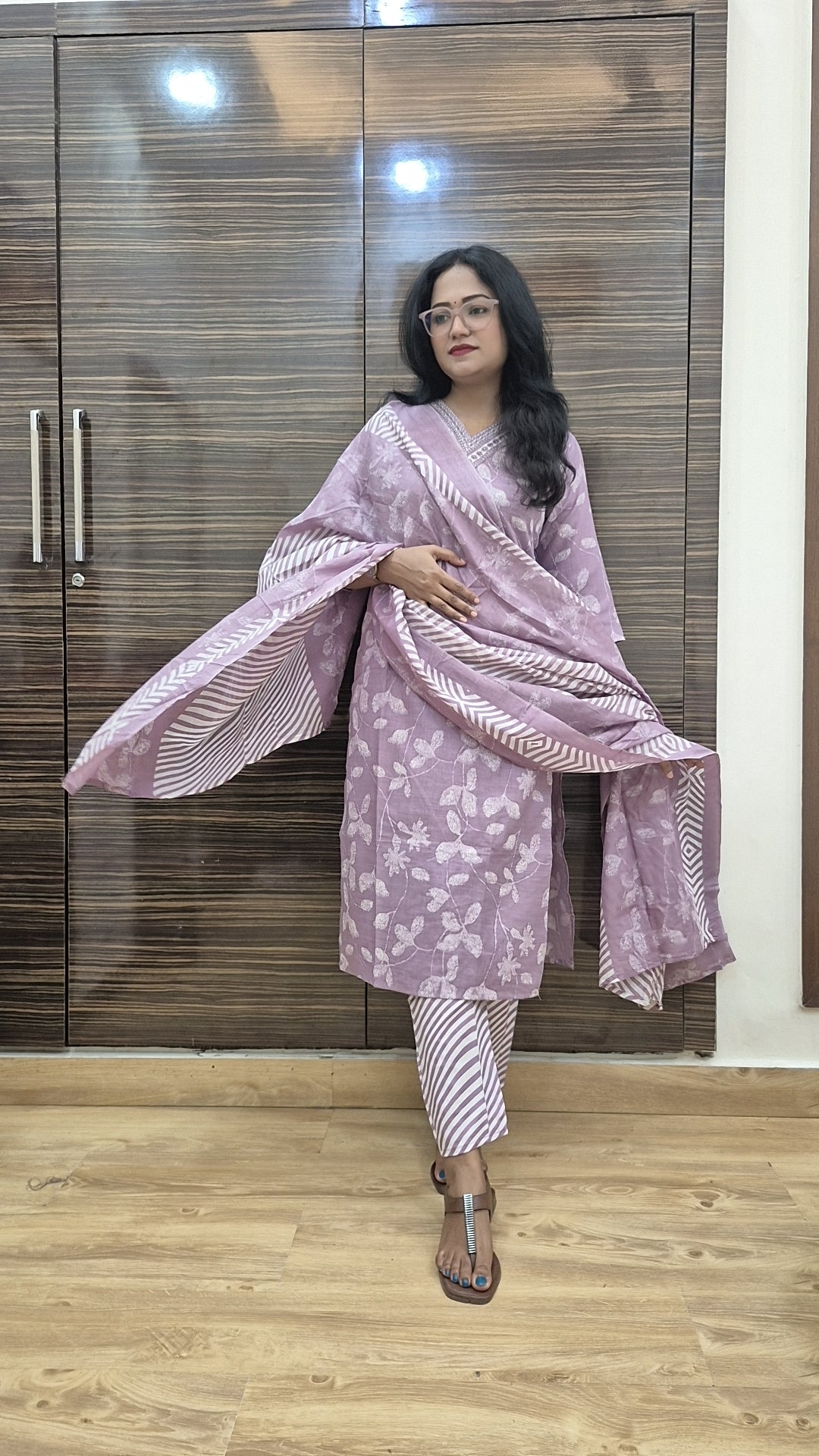 Women Floral Printed Regular Kurta with Trousers & Dupatta