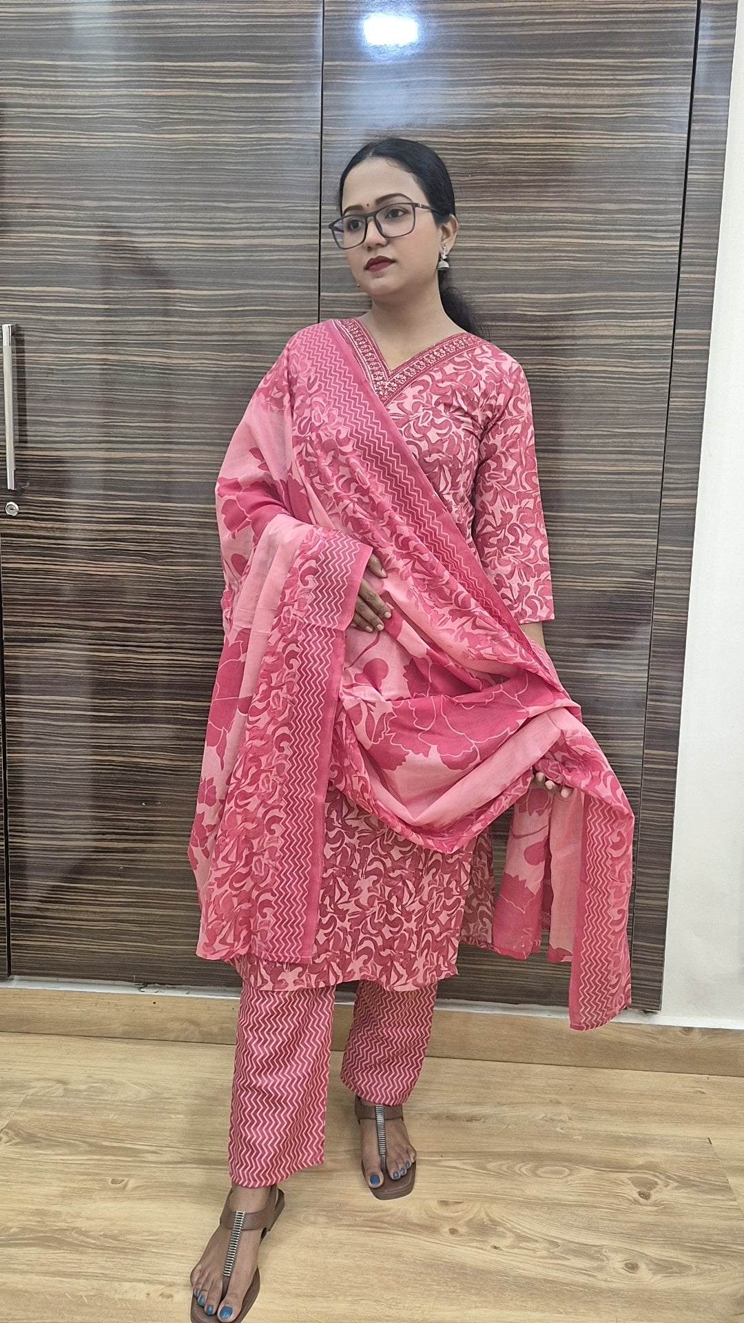 Women Floral Printed Regular Kurta with Trousers & Dupatta