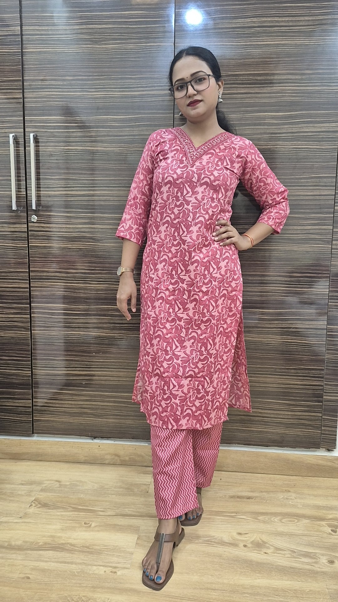 Women Floral Printed Regular Kurta with Trousers & Dupatta