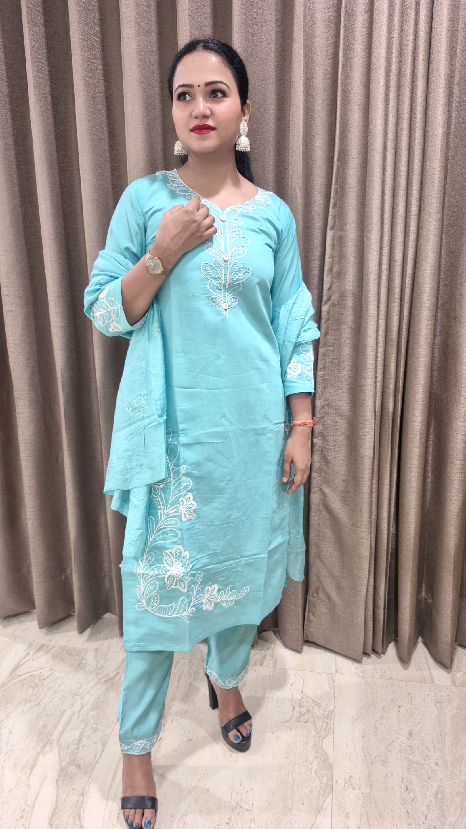 Women Floral Embroidered Regular Kurta with Trouser & Dupatta