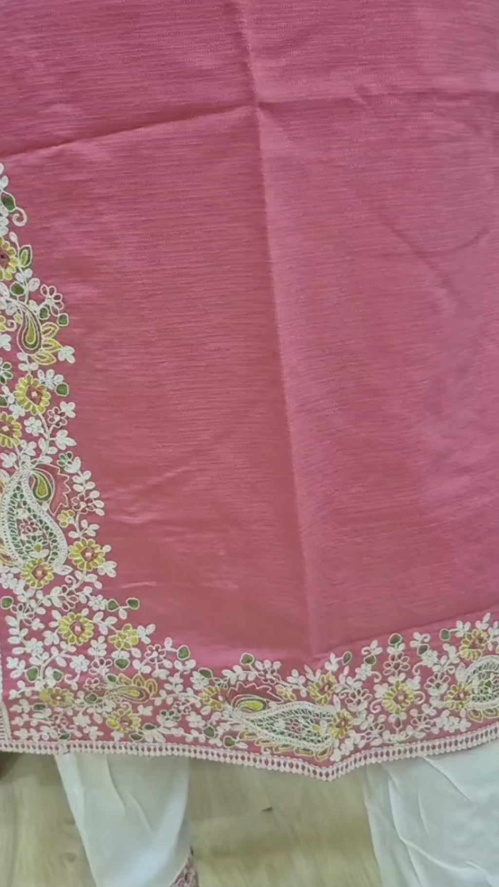 Women Floral Embroidered Regular Kurta with Trousers & With Dupatta