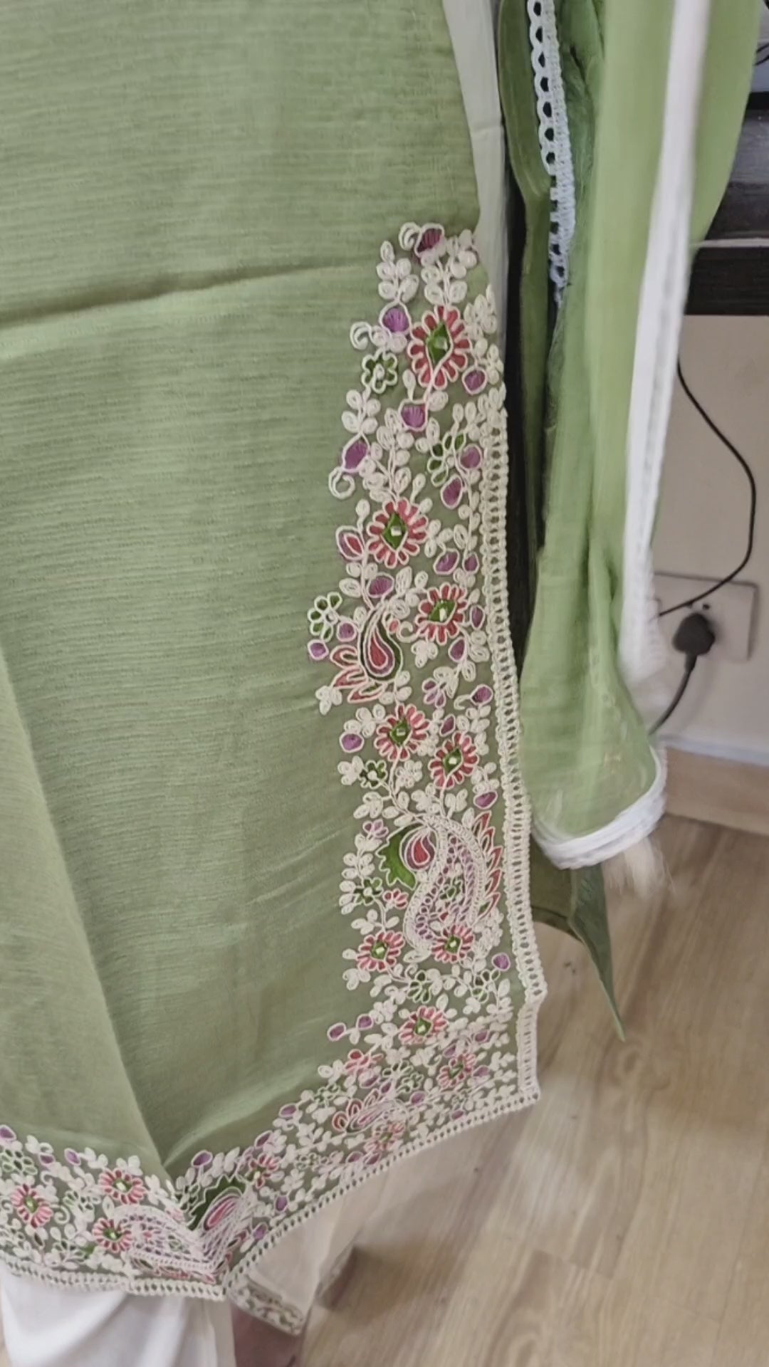 Women Floral Embroidered Regular Kurta with Trousers & With Dupatta