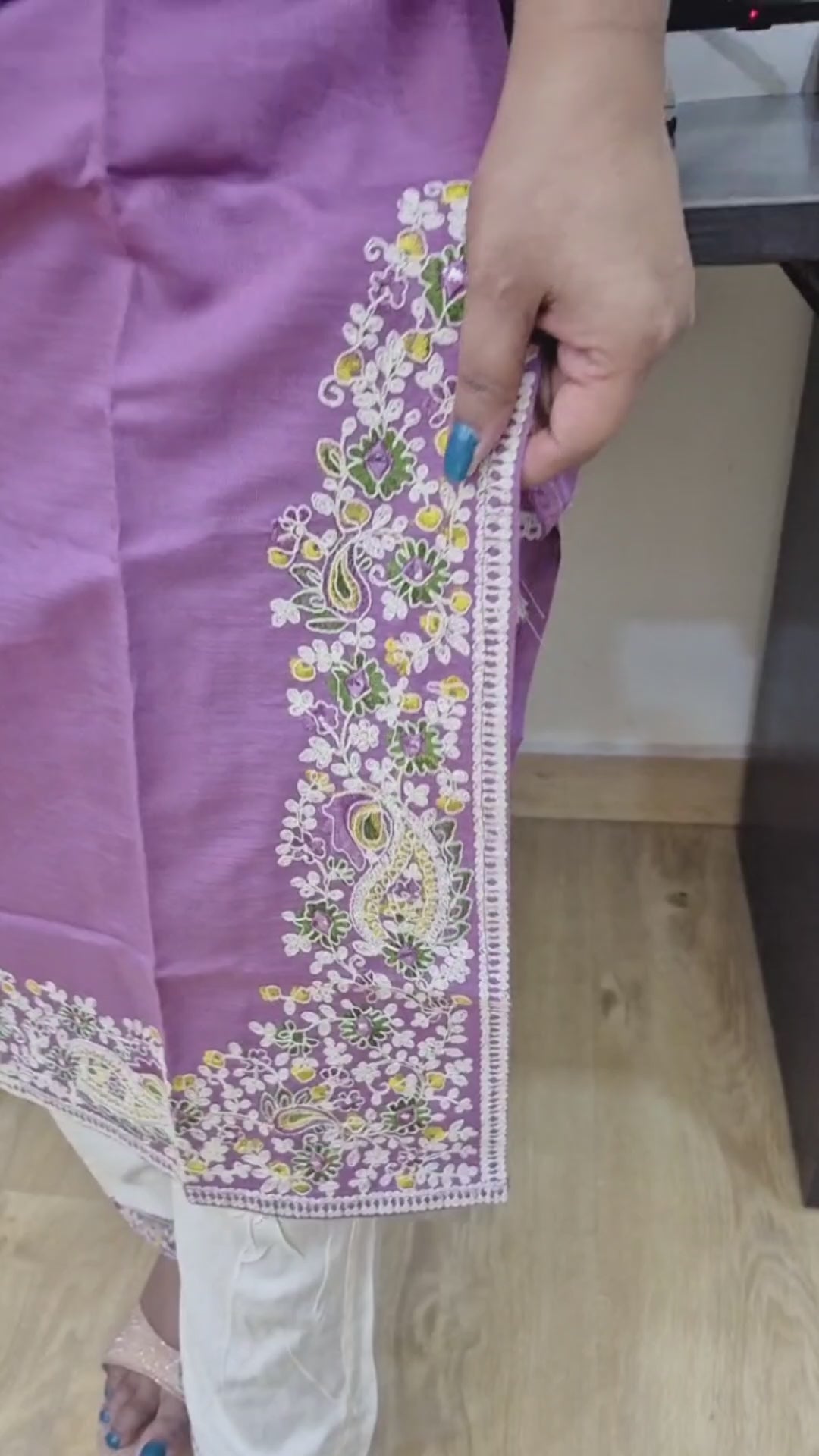 Women Floral Embroidered Regular Kurta with Trouser & With Dupatta